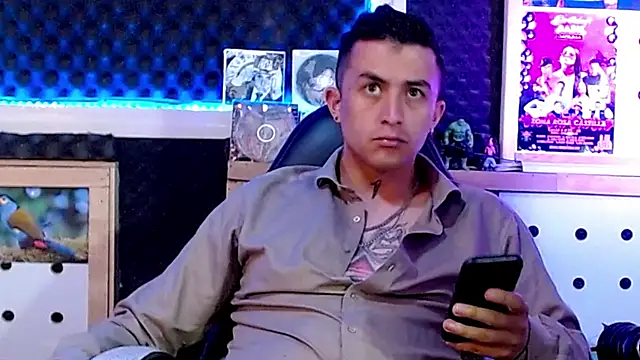 Darko0717 online show from 02/14/25, 08:37