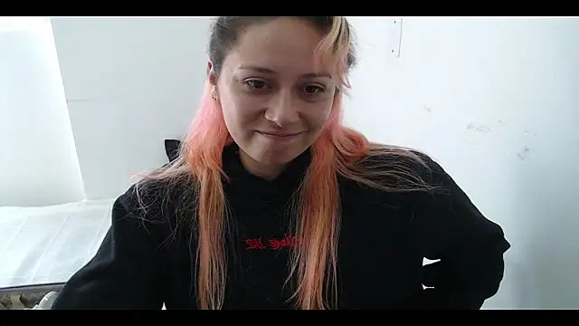 MommyMiaWs online show from 12/10/24, 07:54