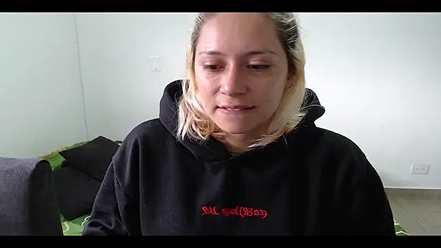 MommyMiaWs online show from 02/16/25, 12:54