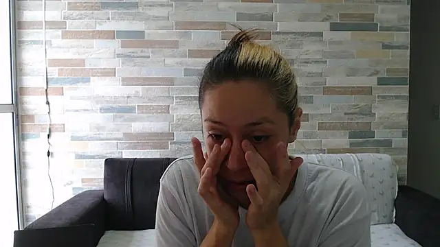 MommyMiaWs online show from 09/30/25, 04:34