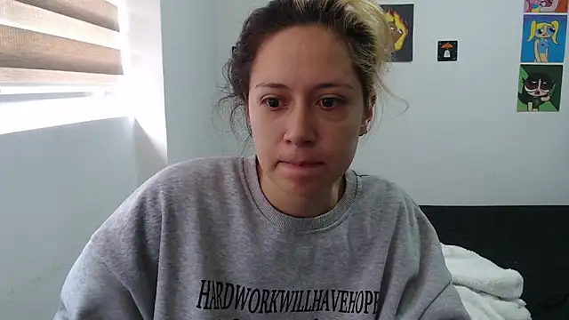 MommyMiaWs online show from 10/12/25, 02:05