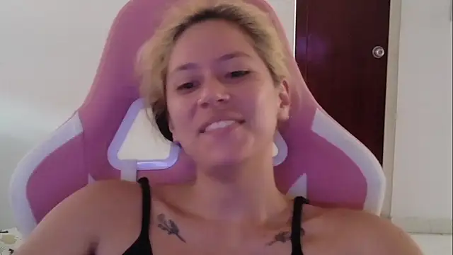 MommyMiaWs online show from 03/31/26, 06:19