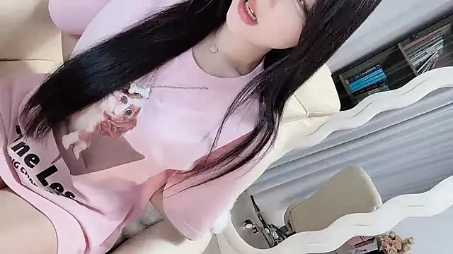 Serena-AU online show from 11/29/25, 04:21