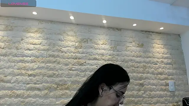 anette cooper online show from 11/28/25, 04:04