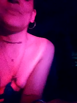 estefyzapata online show from 02/10/26, 03:43