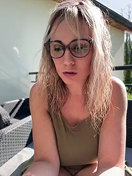 Leanymphoo online show from 04/21/26, 09:04