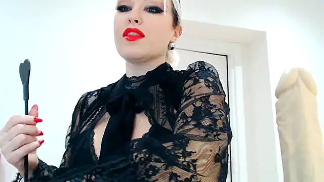 Snapshot of MissKateX chatting on 01/31/25, 10:52 MissKateX online show from 01/31/25, 10:52