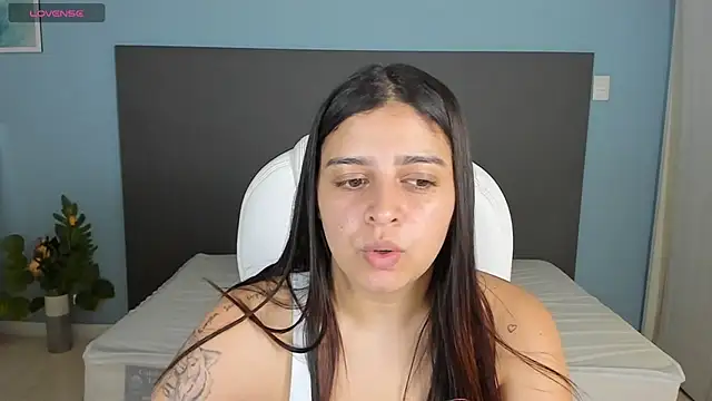 kylie reyes online show from 01/14/25, 07:43