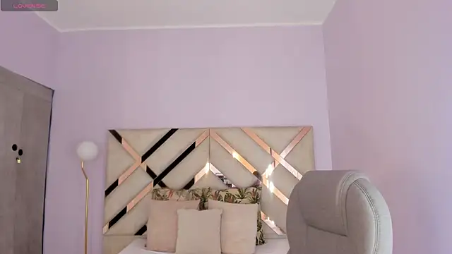 kylie reyes online show from 04/17/26, 07:39