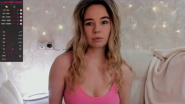 Snapshot of EvaSileZ chatting on 09/21/25, 07:32 EvaSileZ online show from 09/21/25, 07:32