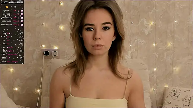 Snapshot of EvaSileZ chatting on 01/15/26, 04:44 EvaSileZ online show from 01/15/26, 04:44