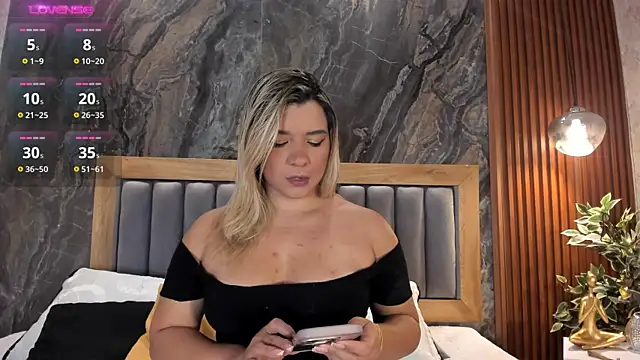 Gaia Stone online show from 01/29/25, 12:56