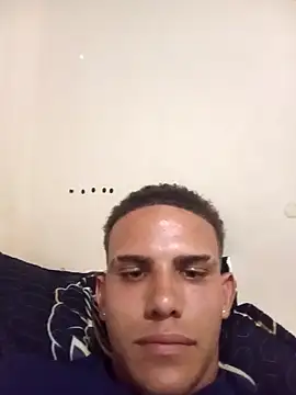 Snapshot of Linex06 chatting on 02/26/26, 05:12 Linex06 online show from 02/26/26, 05:12