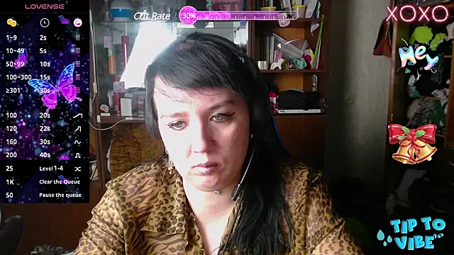 Snapshot of LeonaHarrison chatting on 12/12/24, 03:37 LeonaHarrison online show from 12/12/24, 03:37