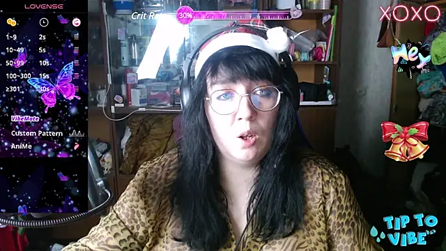 Snapshot of LeonaHarrison chatting on 12/23/24, 08:03 LeonaHarrison online show from 12/23/24, 08:03