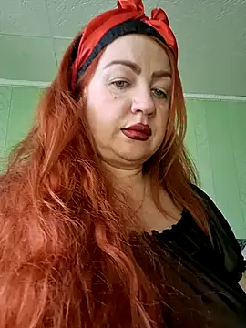 Snapshot of KiraXTender chatting on 01/28/25, 06:05 KiraXTender online show from 01/28/25, 06:05