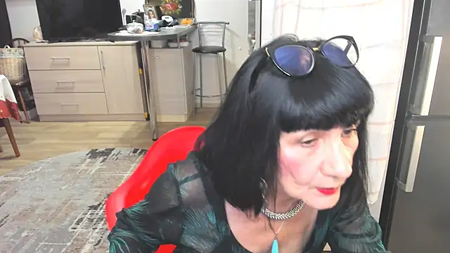 Tina Joness online show from 12/04/24, 03:43