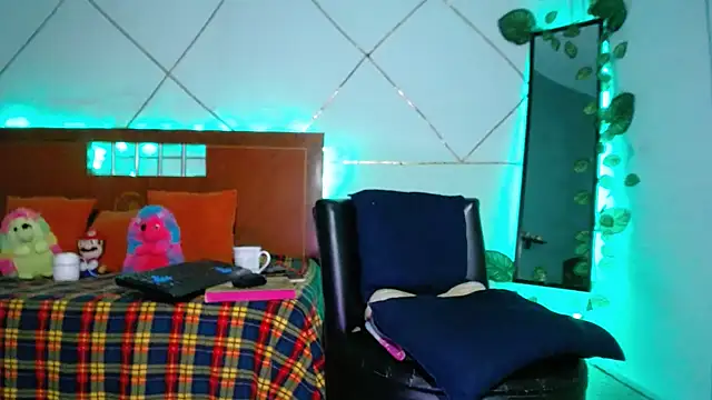 Snapshot of dann_big chatting on 01/31/25, 08:01 dann big online show from 01/31/25, 08:01