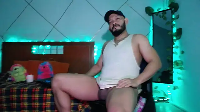 Snapshot of dann_big chatting on 02/09/25, 01:25 dann big online show from 02/09/25, 01:25