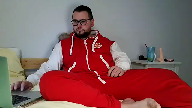cutie ben online show from 02/28/25, 03:37