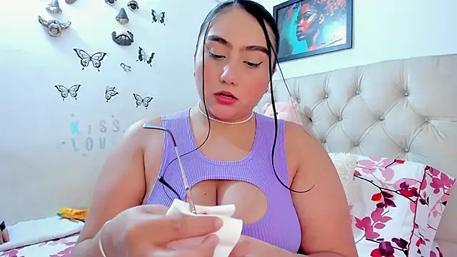 NayaWayne online show from 03/14/26, 04:23