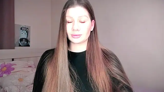 JuicyHelenX online show from 02/04/26, 04:02