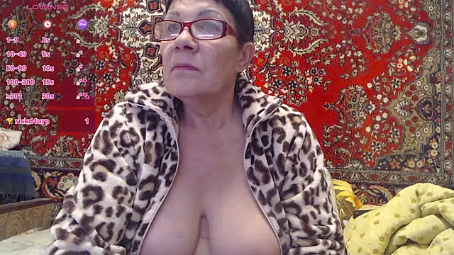 Sandra Carina online show from 10/14/25, 01:01