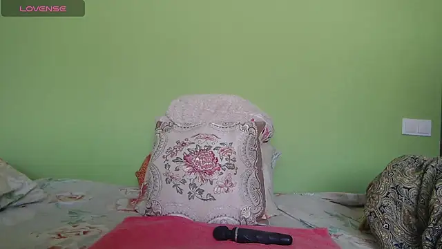 Sandra Carina online show from 02/19/26, 10:44