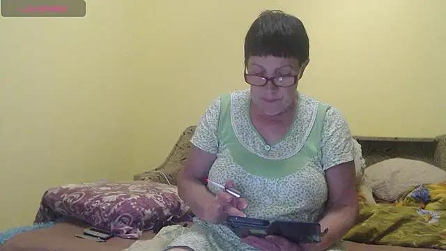 Snapshot of Sandra_Carina chatting on 05/09/26, 07:52 Sandra Carina online show from 05/09/26, 07:52