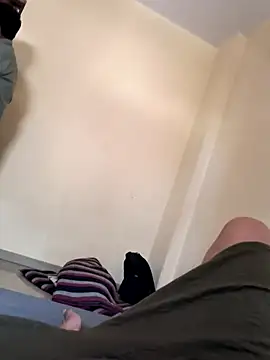 rajstrip12650 online show from 03/27/26, 07:58