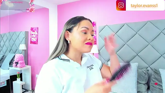 TaylorEvanss online show from 09/20/25, 05:58