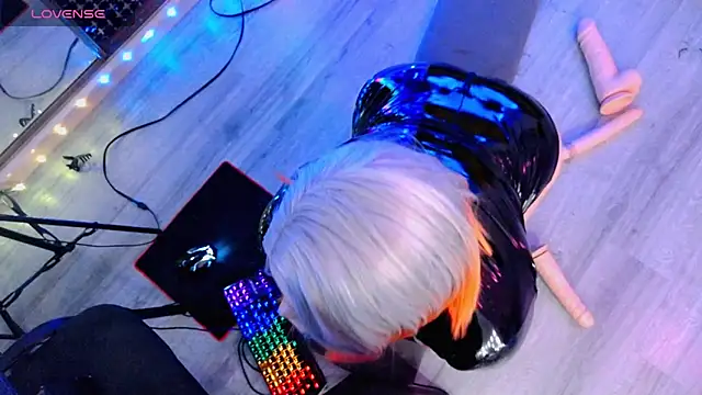 wickedxqueen online show from 04/12/26, 08:36