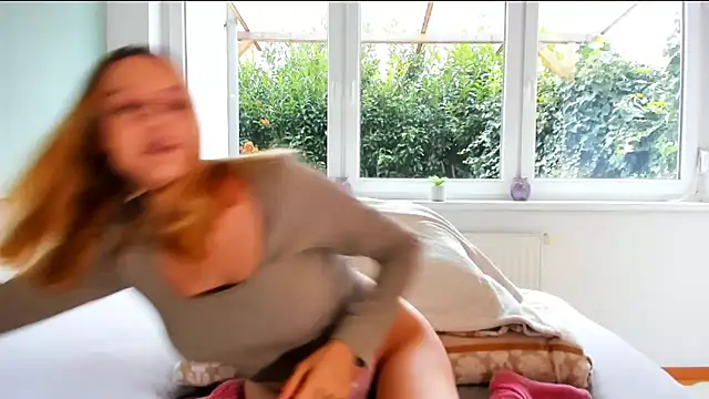 LaurenSommer online show from 11/20/25, 08:25