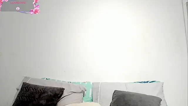 Estrella Duran online show from 03/18/25, 10:48