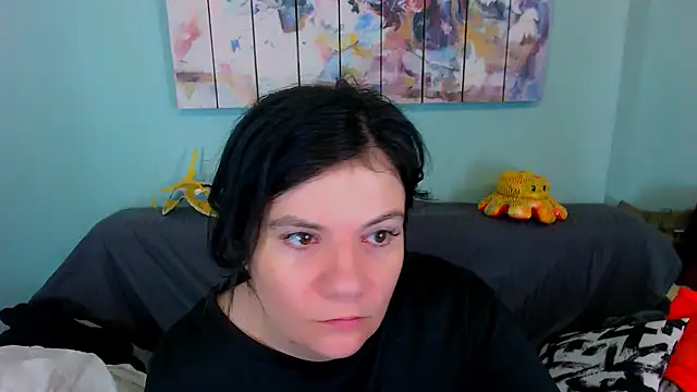 EverlyRays online show from 04/21/26, 04:23