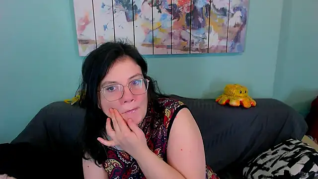 EverlyRays online show from 04/23/26, 02:19