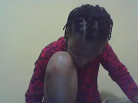 Snapshot of Smillie_prety chatting on 11/04/25, 04:33 Smillie prety online show from 11/04/25, 04:33