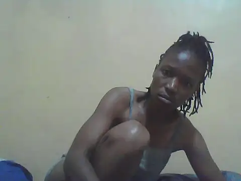 Snapshot of Smillie_prety chatting on 11/18/25, 04:17 Smillie prety online show from 11/18/25, 04:17