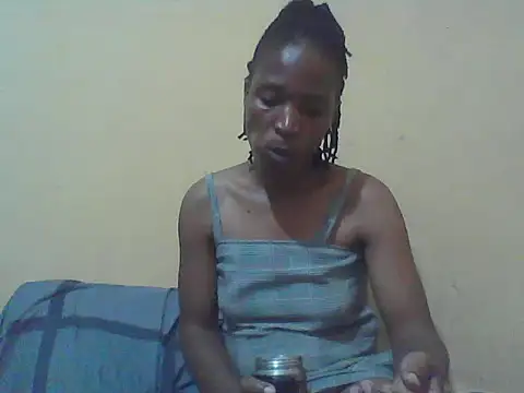 Snapshot of Smillie_prety chatting on 11/19/25, 04:51 Smillie prety online show from 11/19/25, 04:51