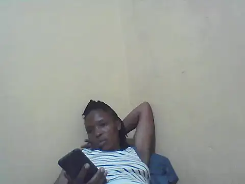 Snapshot of Smillie_prety chatting on 11/22/25, 11:09 Smillie prety online show from 11/22/25, 11:09