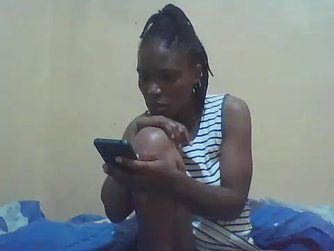 Snapshot of Smillie_prety chatting on 11/23/25, 02:11 Smillie prety online show from 11/23/25, 02:11