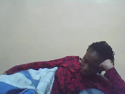 Smillie prety online show from 03/06/26, 06:15