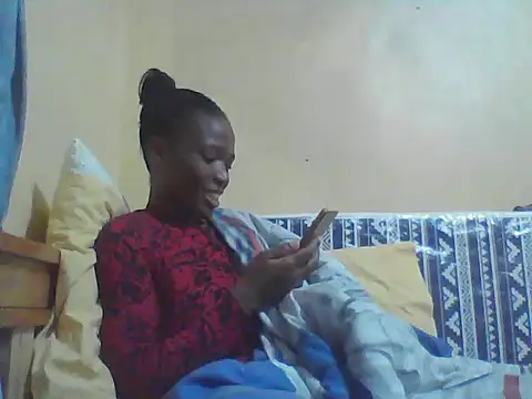 Smillie prety online show from 04/24/26, 03:53