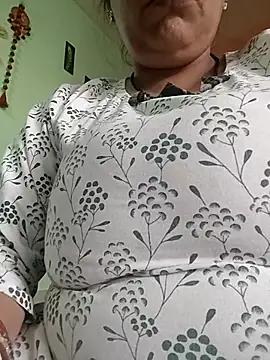 Snapshot of sematomar chatting on 10/27/25, 03:21 sematomar online show from 10/27/25, 03:21