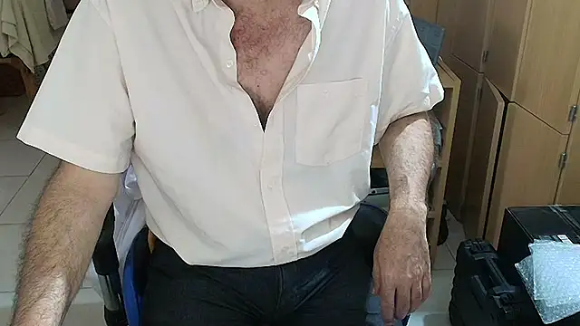 angelgarcia269 online show from 04/16/26, 11:11