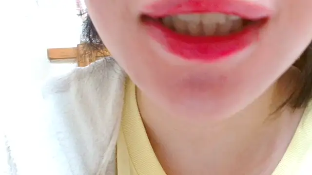 liliyRiSAcha-n online show from 11/17/25, 04:51