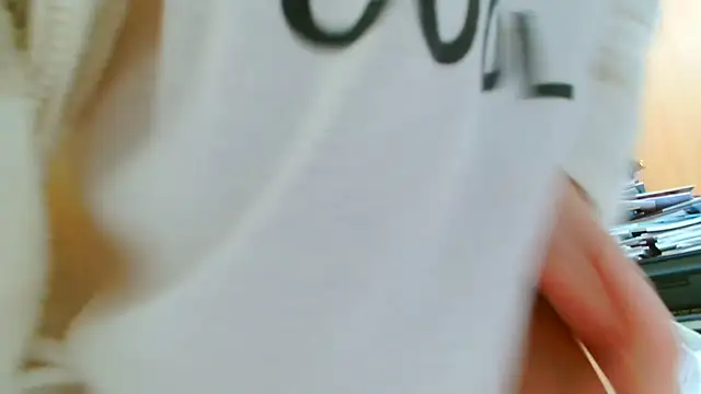 liliyRiSAcha-n online show from 05/02/26, 07:35