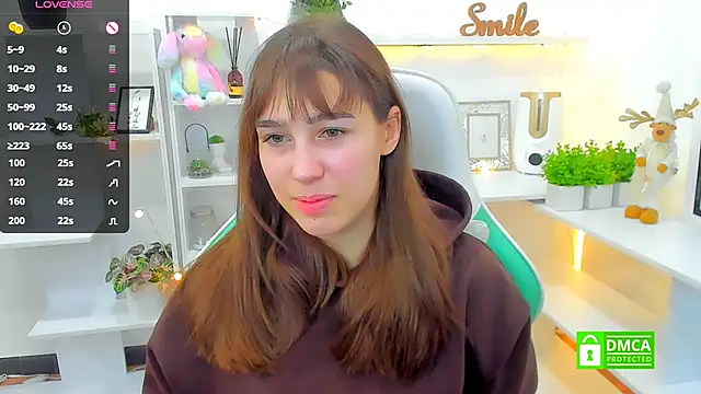  Eliizabeth  online show from 02/09/25, 09:17