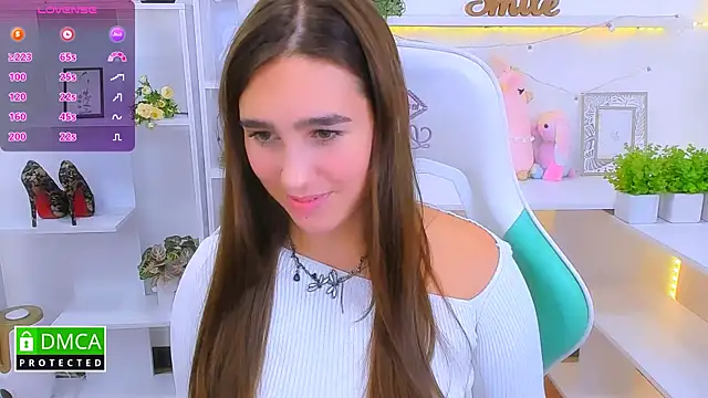  Eliizabeth  online show from 09/13/25, 09:25