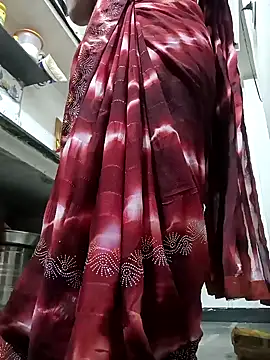 Riyaa-Devi online show from 02/10/25, 06:13